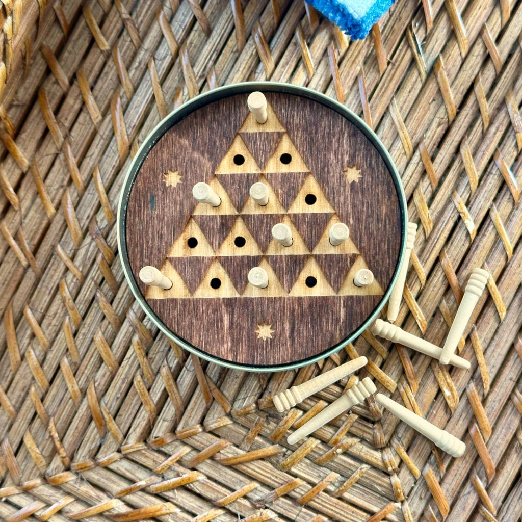 Games in the Round - Peg Solitaire