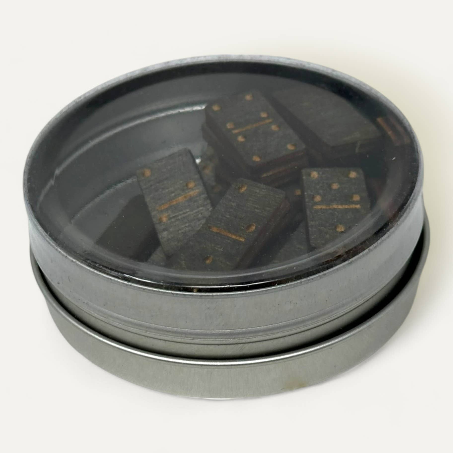 Games in the Round - Dominos